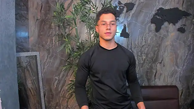 Snapshot of Noah_Clarkk chatting on 02.20.26 Noah Clarkk online show from 02.20.26