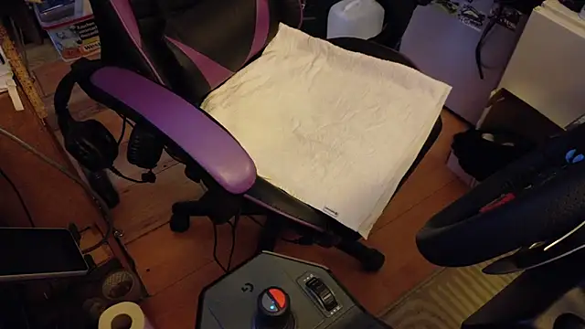 Gay-Versaut online show from 04.22.26