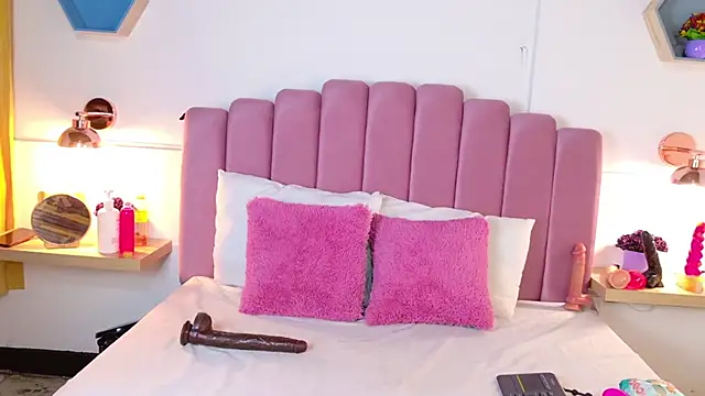 Snapshot of Daikihot chatting on 01.10.26 Daikihot online show from 01.10.26