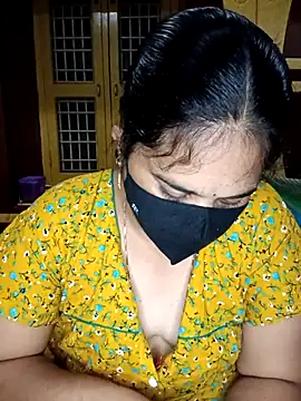 maduri   online show from 02.22.26