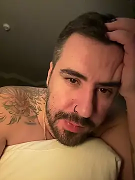 Snapshot of XhotLatte chatting on 02.26.26 XhotLatte online show from 02.26.26