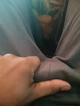 Snapshot of jhonysinc21 chatting on 12.19.25 jhonysinc21 online show from 12.19.25