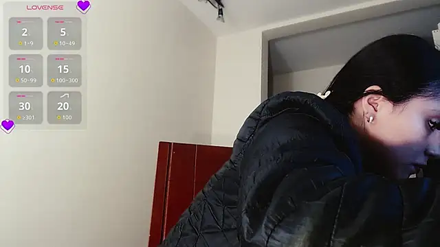 Agatha Dubois4  online show from 03.10.26