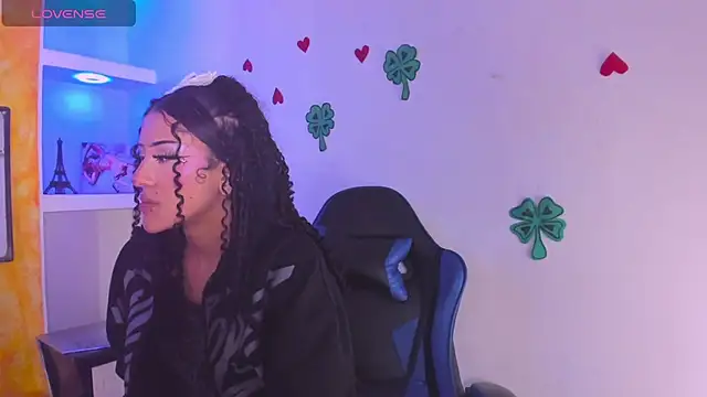 dolly boob online show from 04.10.26