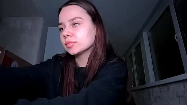 Snapshot of MiloyNoir chatting on 01.08.26 MiloyNoir online show from 01.08.26