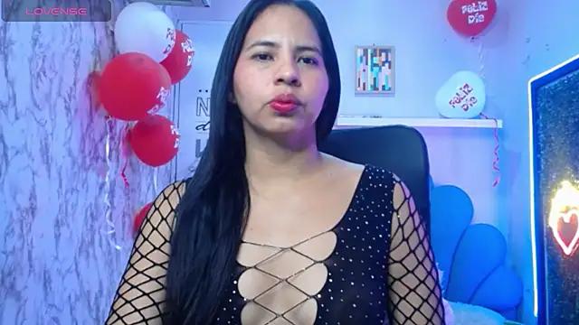 nicol ross19 online show from 02.26.26