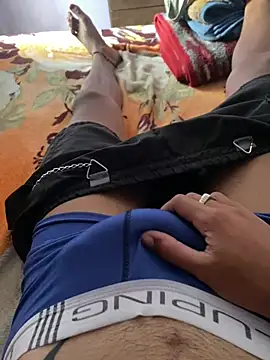 Snapshot of GuioficialBr chatting on 02.04.26 GuioficialBr online show from 02.04.26