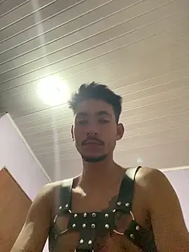 Snapshot of GuioficialBr chatting on 02.05.26 GuioficialBr online show from 02.05.26