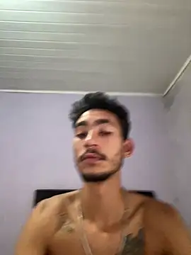 Snapshot of GuioficialBr chatting on 02.17.26 GuioficialBr online show from 02.17.26