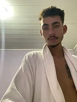 Snapshot of GuioficialBr chatting on 02.24.26 GuioficialBr online show from 02.24.26