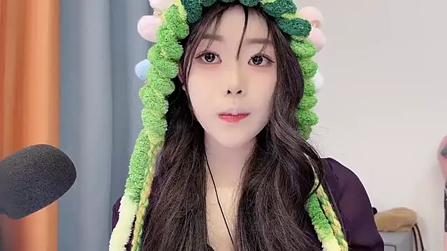 smalldaisy online show from 02.03.26