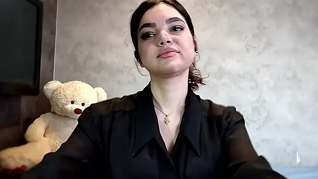 Snapshot of BreannaBrune chatting on 12.23.25 BreannaBrune online show from 12.23.25