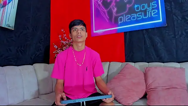 BrownieLoverss online show from 01.06.26