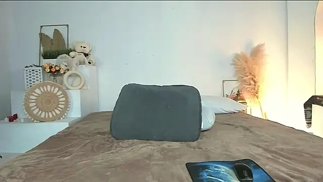 andyyzzz online show from 03.14.26