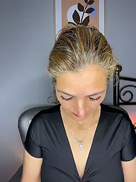 JennaMilf  online show from 05.08.26