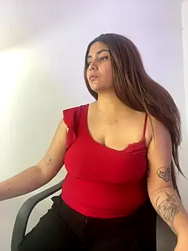 CHLOE EF online show from 12.20.25