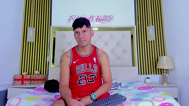 Sweet kevin1 online show from 01.08.26