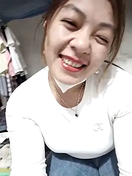 Lucky cutee online show from 12.20.25