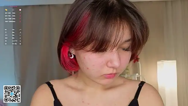 Snapshot of EvelinaKilner chatting on 12.22.25 EvelinaKilner online show from 12.22.25