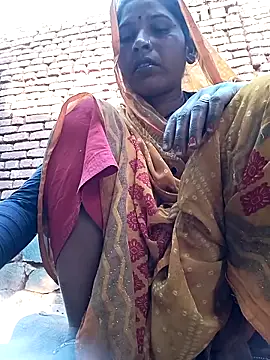 Snapshot of Rakhi_cut chatting on 04.02.26 Rakhi cut online show from 04.02.26