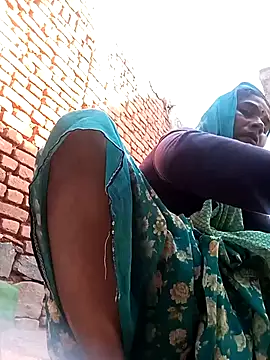 Snapshot of Rakhi_cut chatting on 04.06.26 Rakhi cut online show from 04.06.26