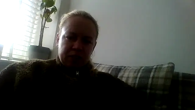 Snapshot of jennyblondeuk chatting on 02.20.26 jennyblondeuk online show from 02.20.26