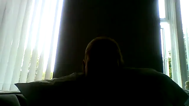 Snapshot of jennyblondeuk chatting on 04.01.26 jennyblondeuk online show from 04.01.26