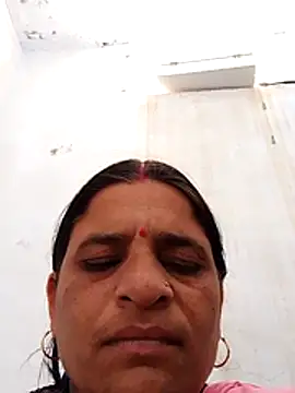 Snapshot of CUTE_Ishpa chatting on 01.06.26 CUTE Ishpa online show from 01.06.26