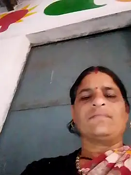 Snapshot of CUTE_Ishpa chatting on 01.08.26 CUTE Ishpa online show from 01.08.26