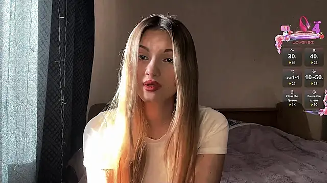 EmllyLighty online show from 02.11.26