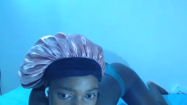 ShyNaughtyBabe online show from 04.13.26