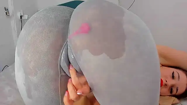 RedAssHottie online show from 02.16.25