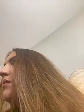 AliceAlicee online show from 12.21.25