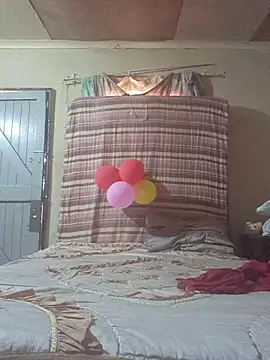 Snapshot of yourburget chatting on 02.04.26 yourburget online show from 02.04.26