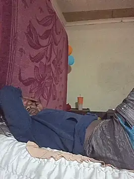 Snapshot of yourburget chatting on 02.16.26 yourburget online show from 02.16.26