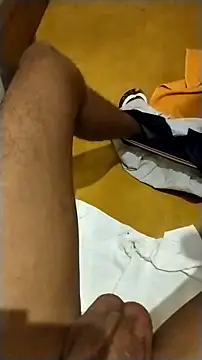 Snapshot of Novinhoie chatting on 02.14.26 Novinhoie online show from 02.14.26