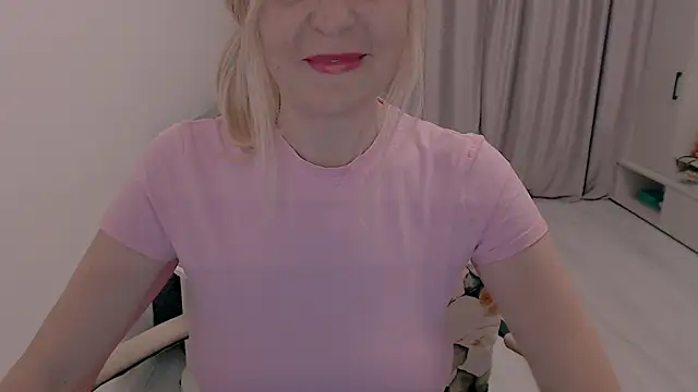 MiLenaMilf online show from 10.22.25