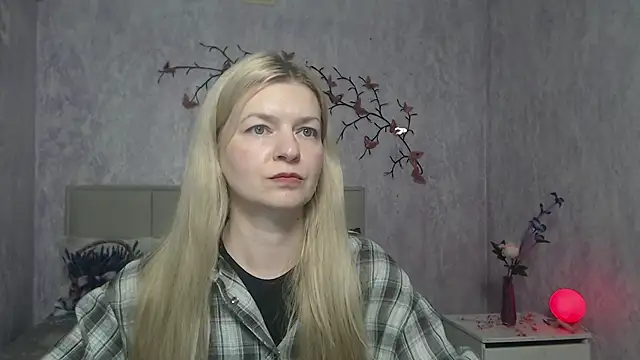 Snapshot of MelissaTyler chatting on 02.19.26 MelissaTyler online show from 02.19.26