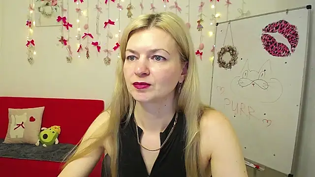 Snapshot of MelissaTyler chatting on 04.01.26 MelissaTyler online show from 04.01.26