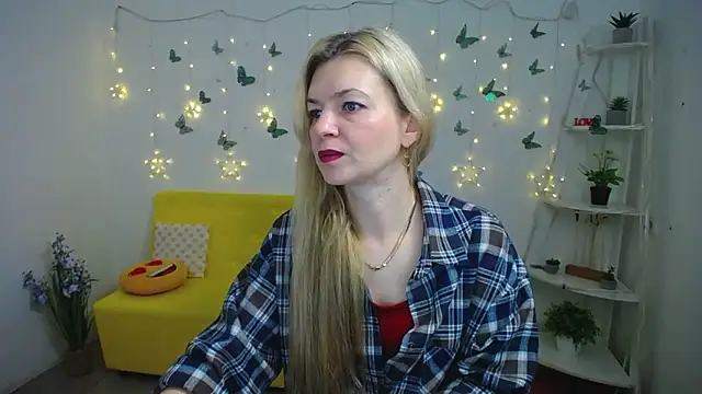 Snapshot of MelissaTyler chatting on 04.15.26 MelissaTyler online show from 04.15.26