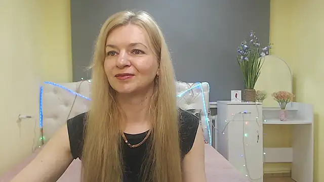 Snapshot of MelissaTyler chatting on 05.16.26 MelissaTyler online show from 05.16.26