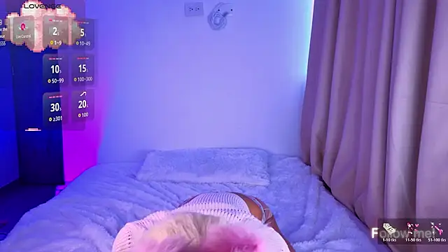 Snapshot of Kitsuneplay_ chatting on 02.09.26 Kitsuneplay online show from 02.09.26