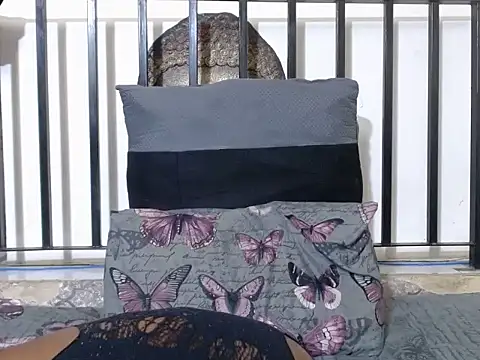 slenderbee2005 online show from 01.08.26