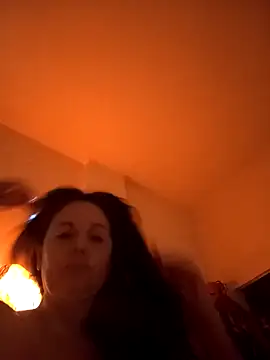 EdgedSleeve online show from 02.19.26