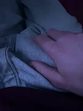 LittleGuy 2007 online show from 02.09.26