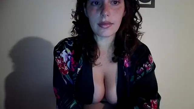 freckledbelle online show from 02.06.26