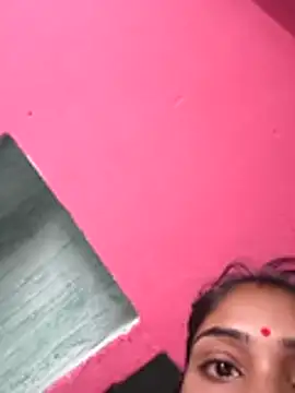 Snapshot of Naughty_Seema chatting on 04.05.26 Naughty Seema online show from 04.05.26