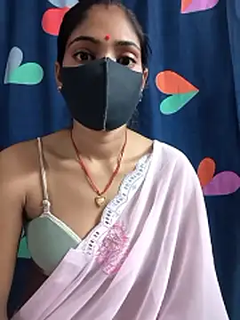 Snapshot of Naughty_Seema chatting on 04.06.26 Naughty Seema online show from 04.06.26