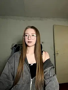 Eseniya  online show from 01.10.26