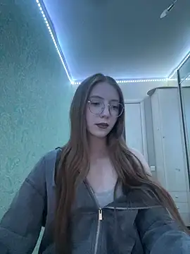 Eseniya  online show from 02.15.26